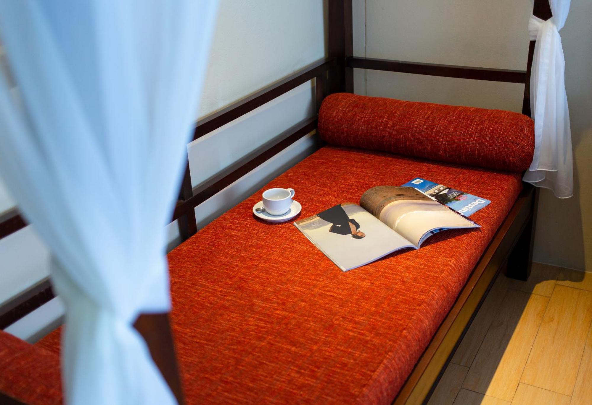 Blue Bay Resort - Access To Pool And Beach-Phuket & Krabi Ko Yao Yai Exterior photo A futon