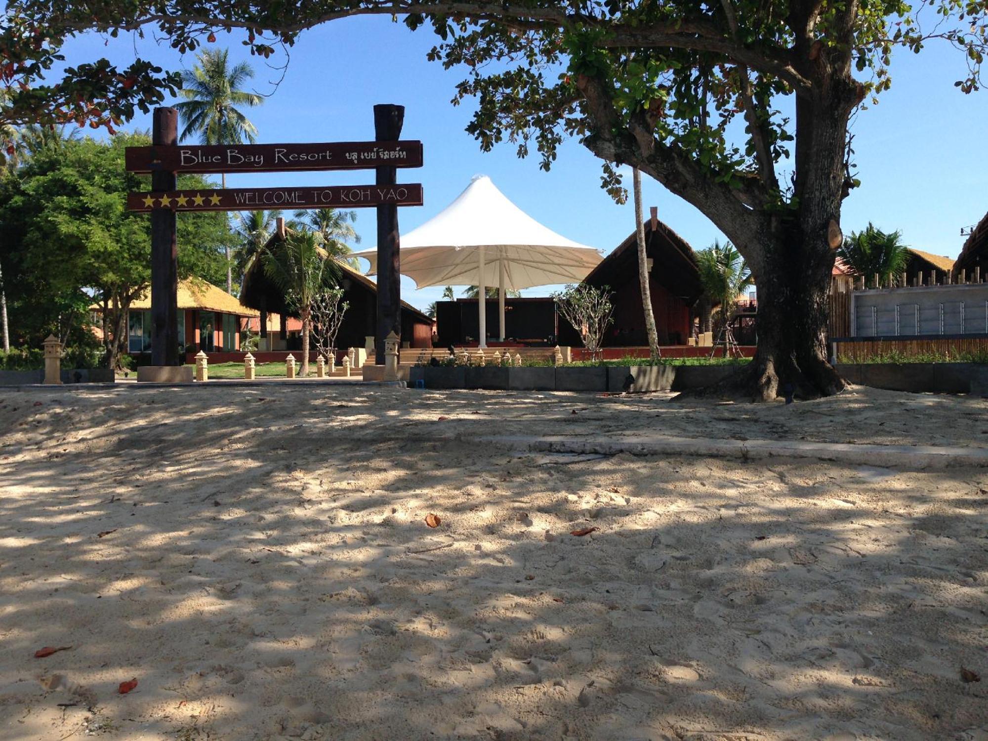 Blue Bay Resort - Access To Pool And Beach-Phuket & Krabi Ko Yao Yai Exterior photo Entrance to the resort